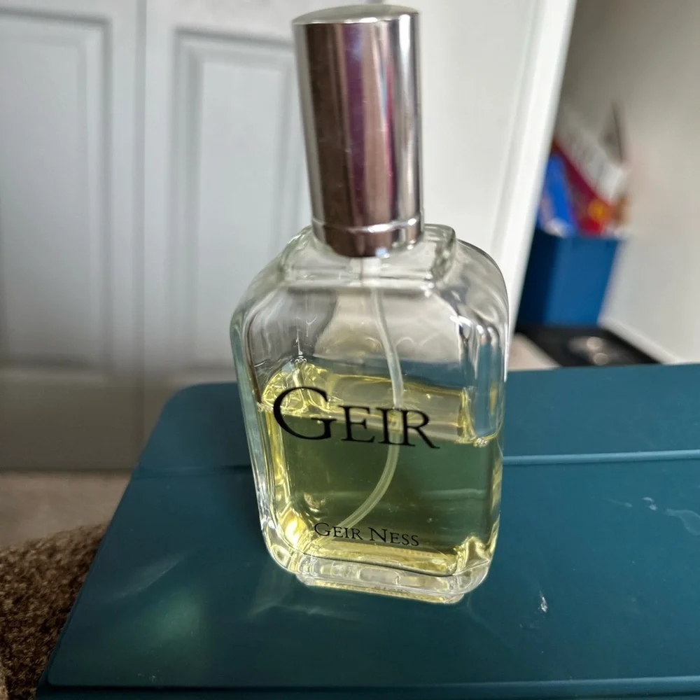 GEIR Eau de Parfum Bottle 3.4 - Picture 3 of 5